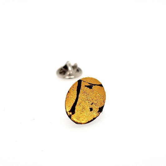 Haku-e Mini Oval Pin with 22k gold leaf