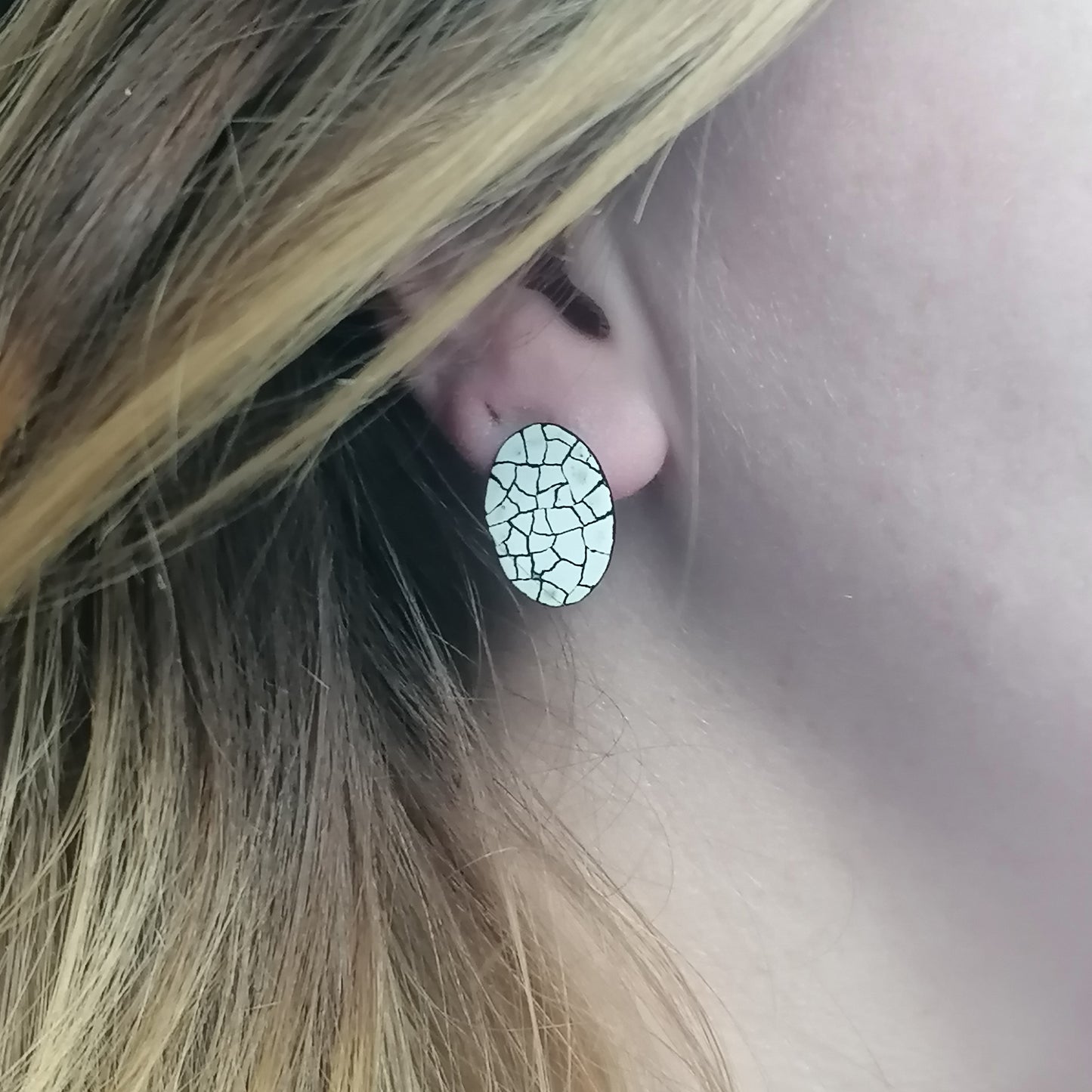 Muy Mini Modern Mosaic Oval stud earrings